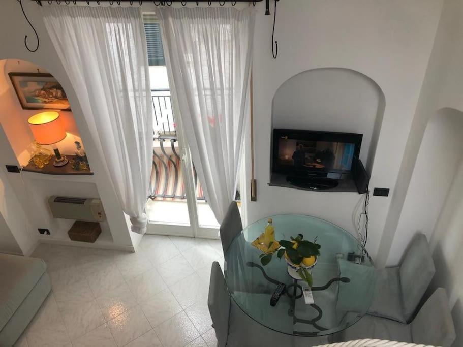 Delizioso A Appartement Capri